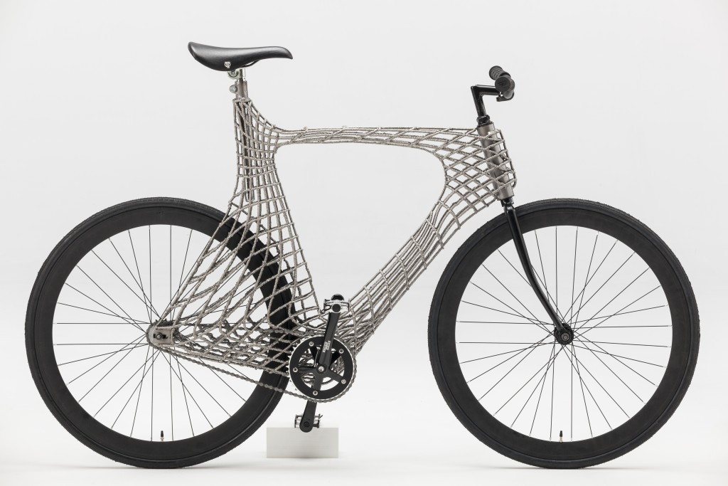 велосипед из метала напечатанный по методу 3d печати